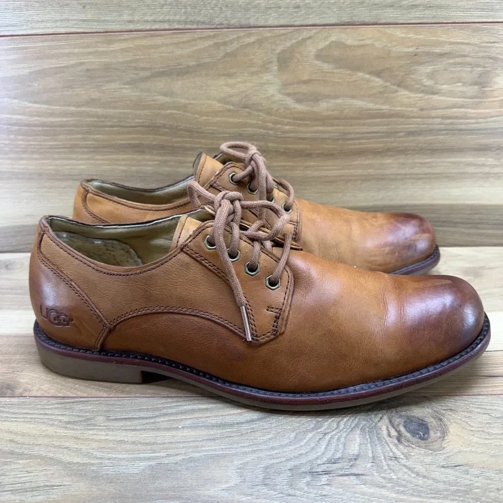 UGG Hixson Chestnut Leather Oxfords Mens 9.5 Business Casual Old Money